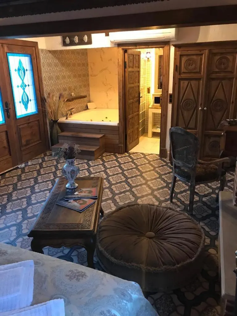 Ayse Hanim Konagi Urla Hotel